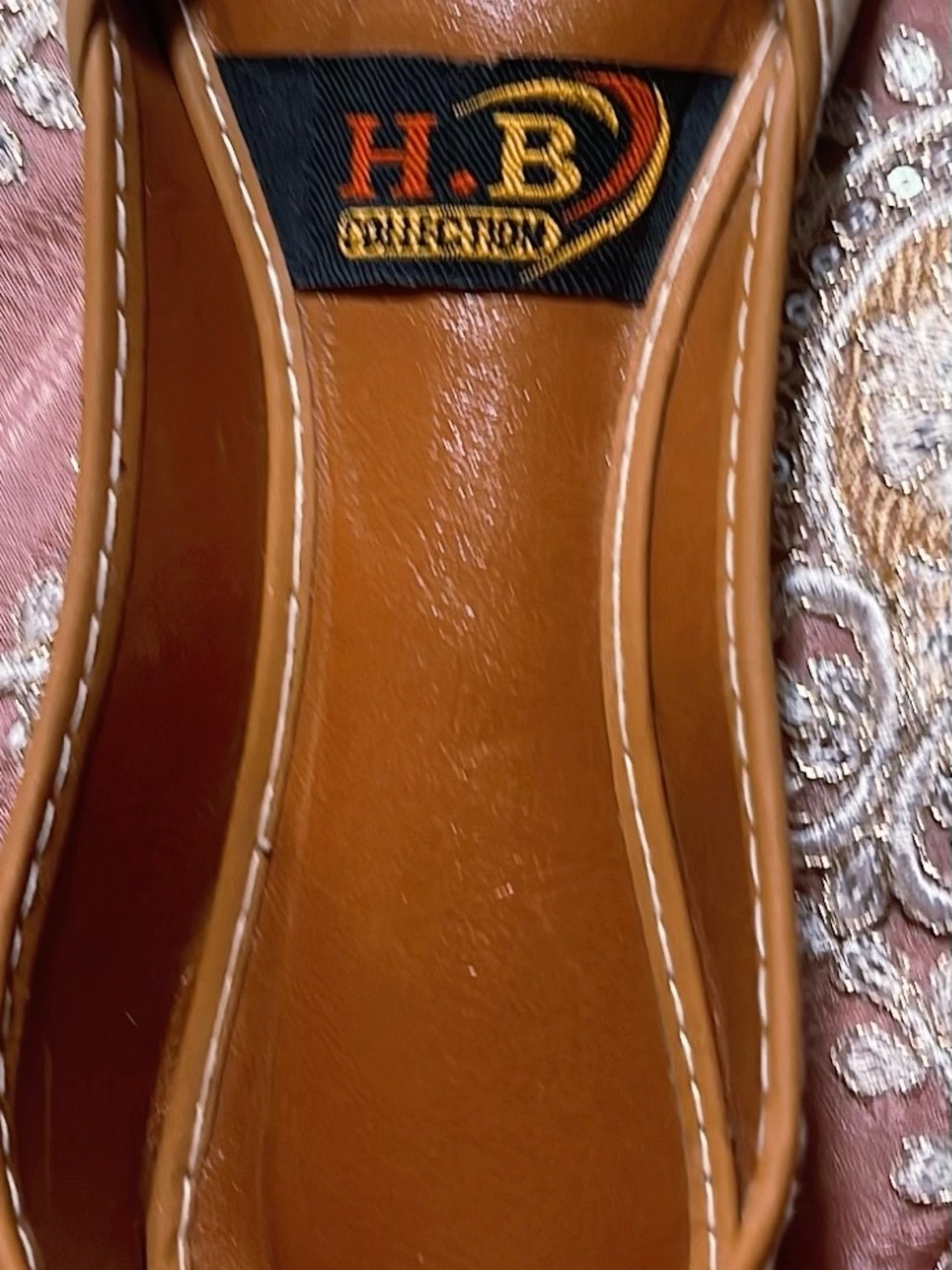 Traditional Pakistani, Indian shoes/. Khussa